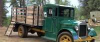 [Image: fageol_flatbed_1932.jpg]